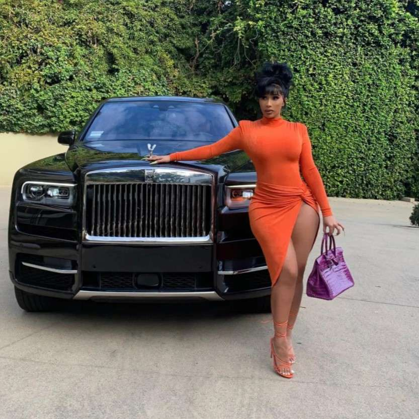 does cardi b have her driver's license